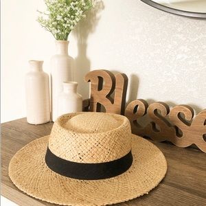 Boater straw hat